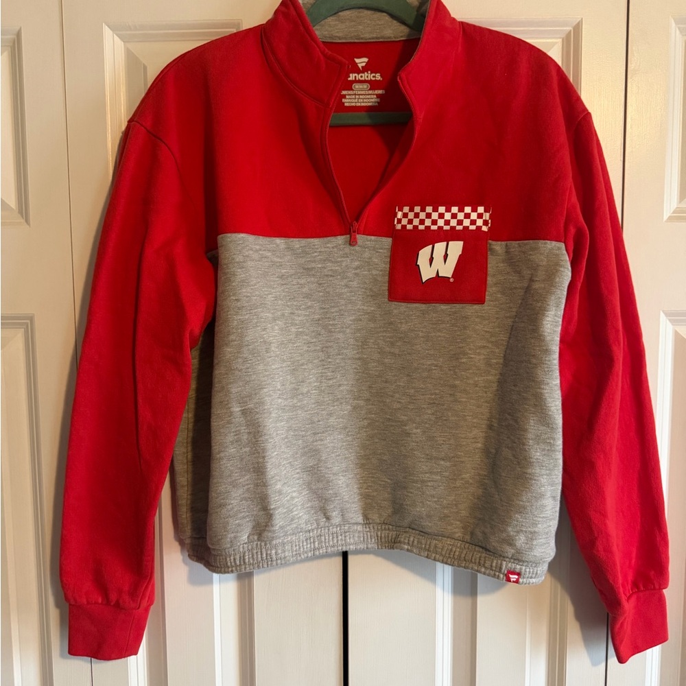 Wisconsin Badger women’s quarter zip sweatshirt